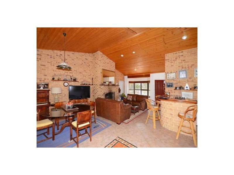 637 Noble Road, Susan River QLD 4655