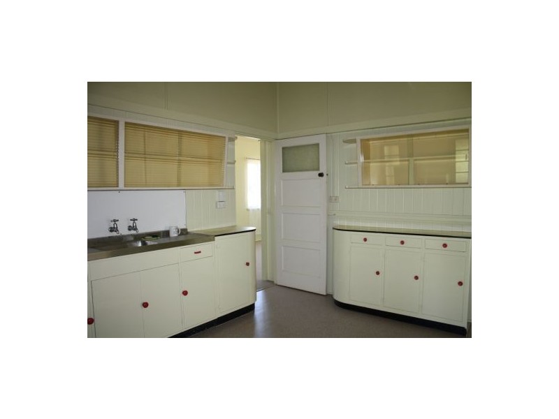 43 Grosvenor Street, Maryborough QLD 4650