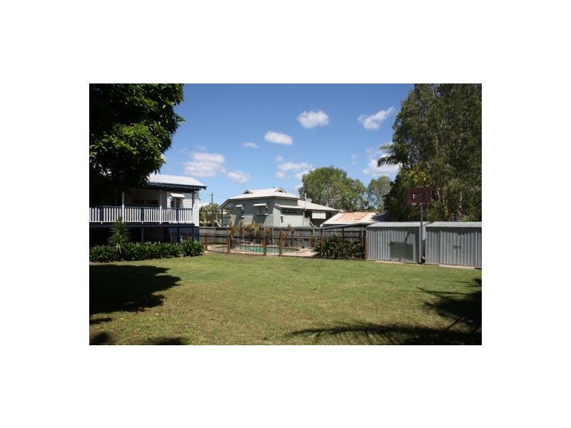 86 Pleasant Street, Maryborough QLD 4650
