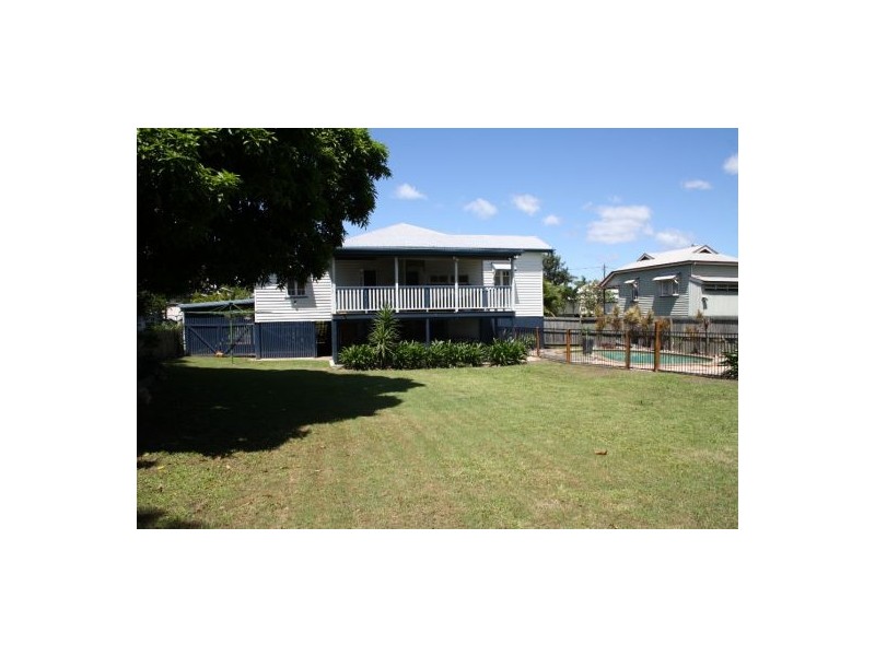 86 Pleasant Street, Maryborough QLD 4650
