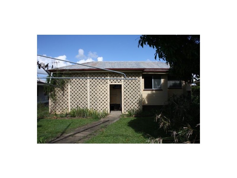 10 John Lane, Maryborough QLD 4650
