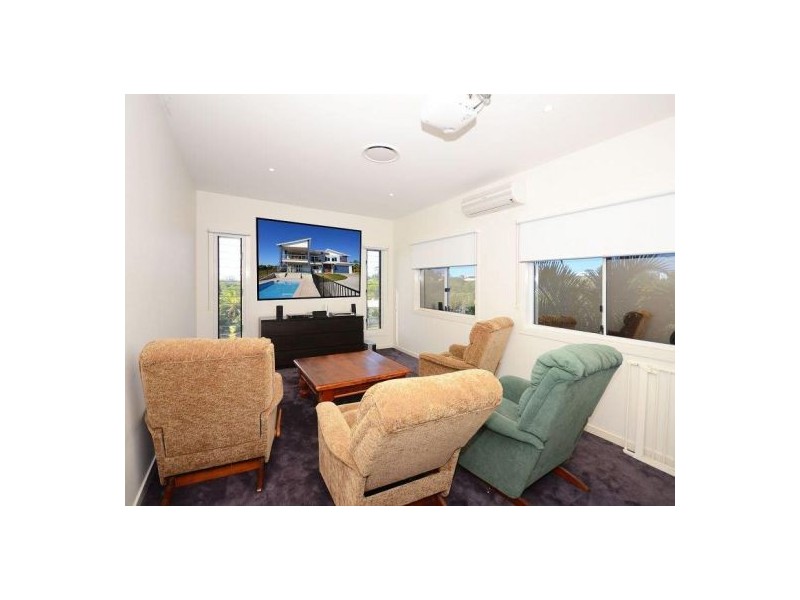 33 Highview Drive, Craignish QLD 4655