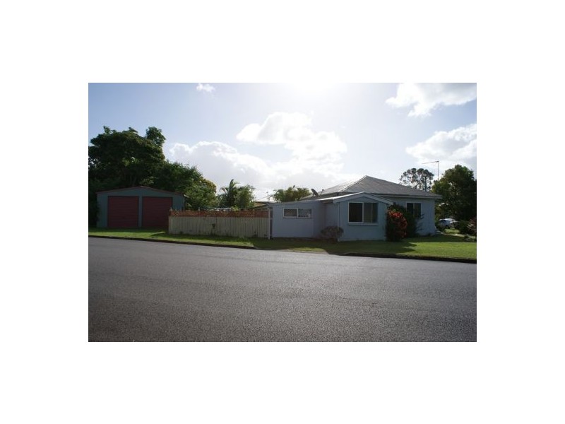 4 Gaynor Street, Maryborough QLD 4650