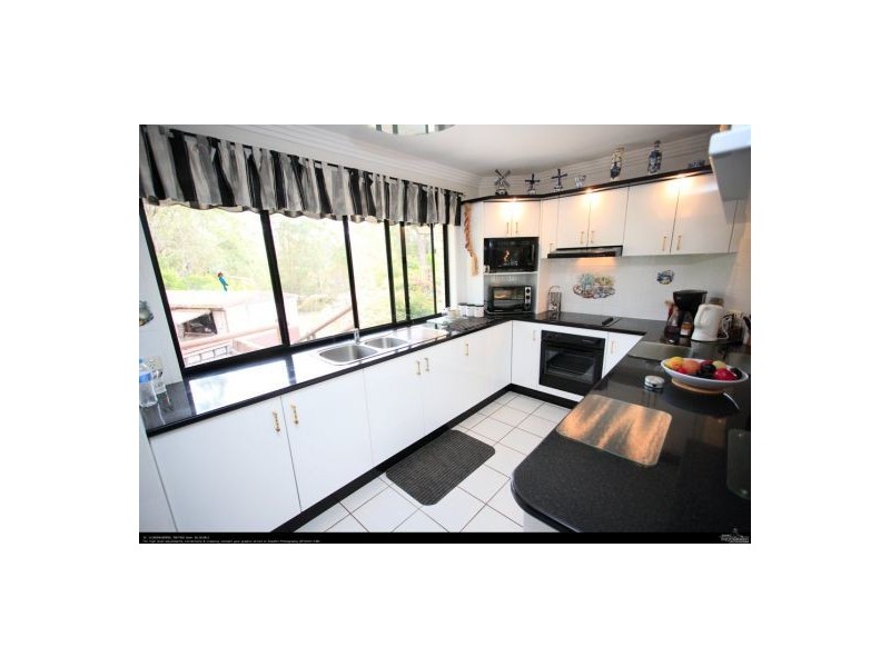 17 Lynton Court, Tinana QLD 4650