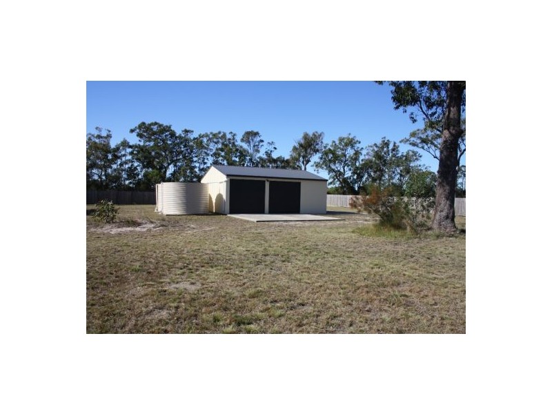 128 Woocoo Drive, Oakhurst QLD 4650