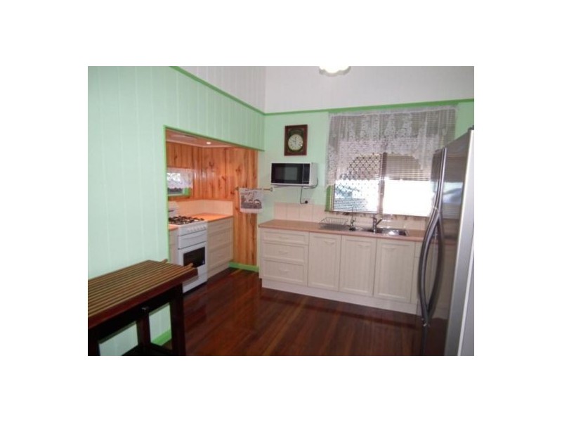 5 Fairlie Avenue, Maryborough QLD 4650