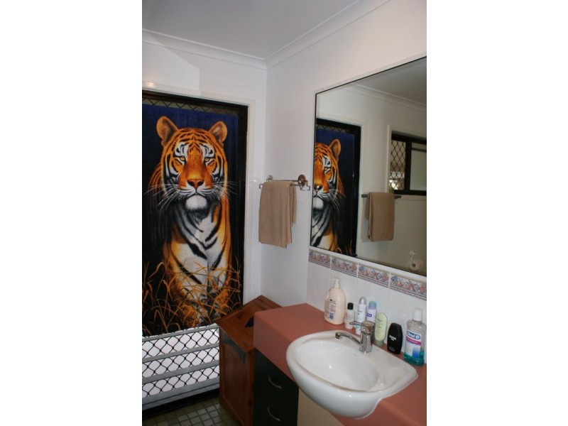 12 Vista Street, Maryborough QLD 4650