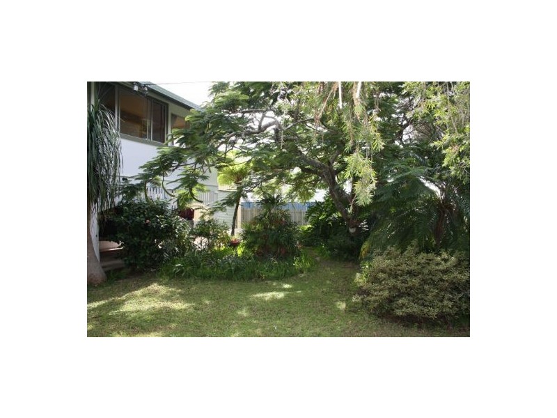 12 Yaralla Street, Maryborough QLD 4650