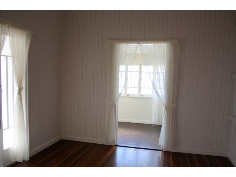 61 John Street, Maryborough QLD 4650