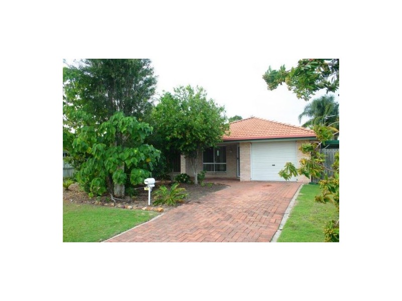 16 Ivybird Court, Torquay QLD 4655