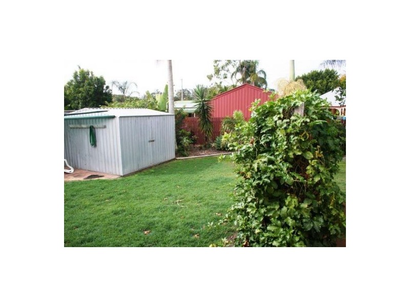 16 Ivybird Court, Torquay QLD 4655