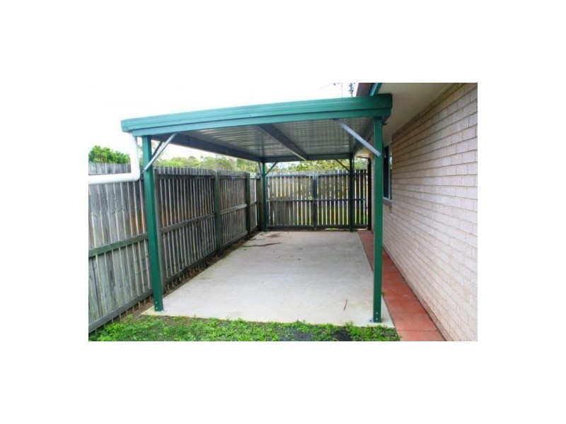 16 Ivybird Court, Torquay QLD 4655