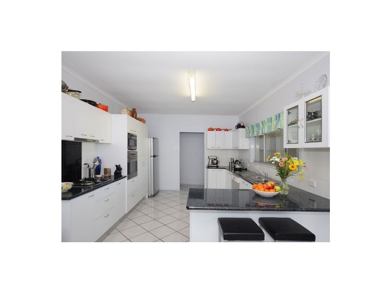 3 Corfield Street, Point Vernon QLD 4655