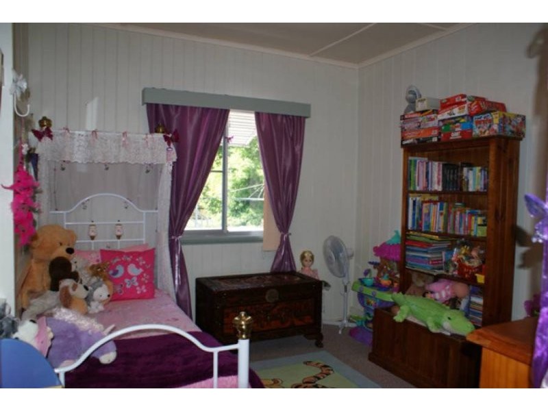 121 Arnaud Street, Granville QLD 4650