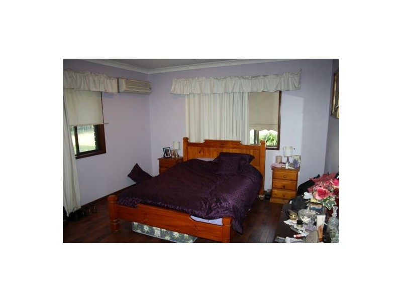 11 Neil Road, Maryborough West QLD 4650