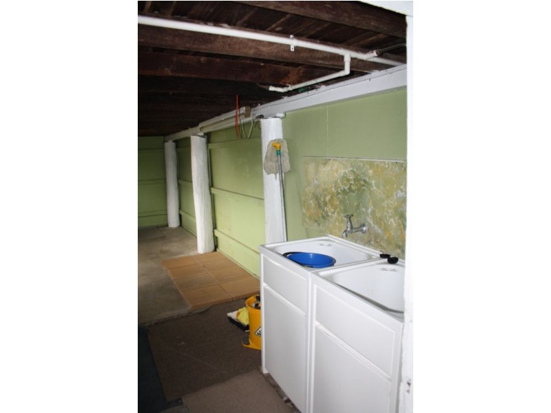 25 Pearson Street, Granville QLD 4650