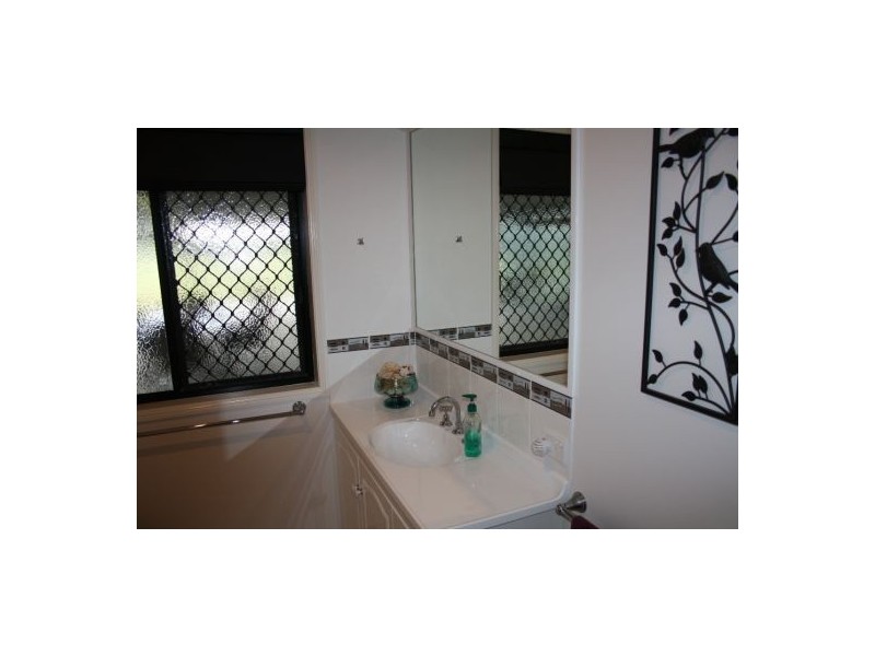 39 Charles Bruce Drive, Oakhurst QLD 4650