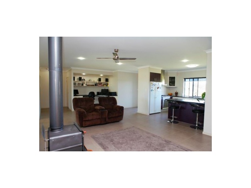 22 Sunny Court, Yengarie QLD 4650