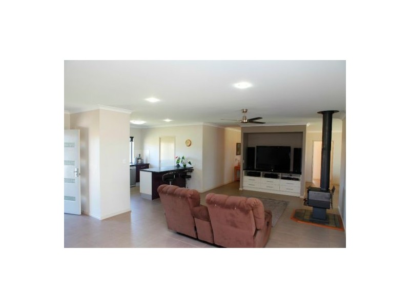 22 Sunny Court, Yengarie QLD 4650