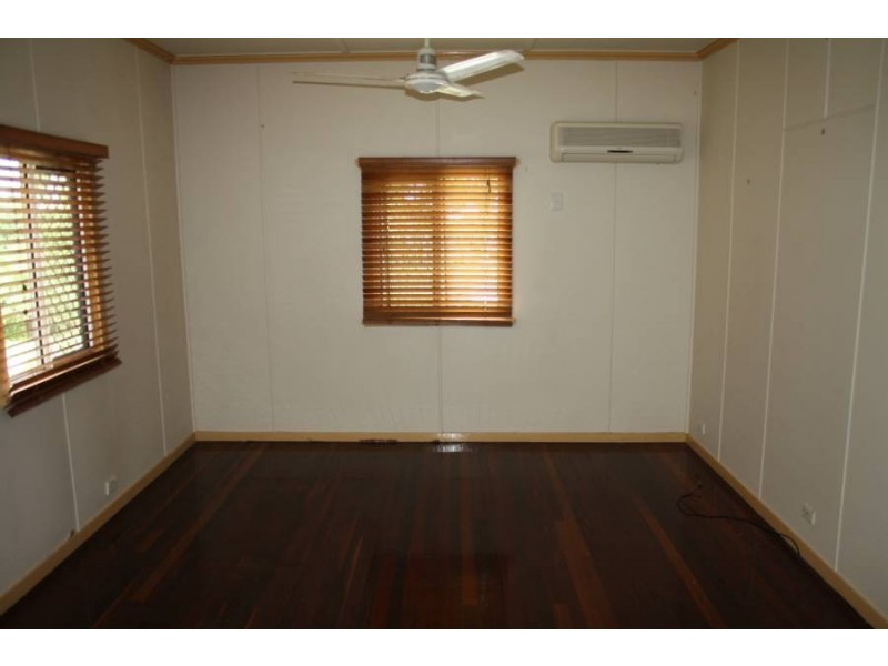 4 Demaine Street, Maryborough QLD 4650