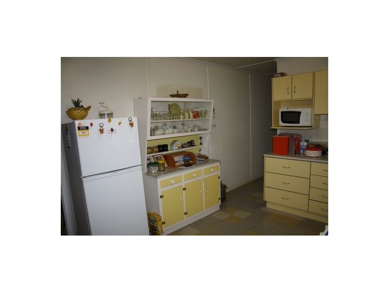 17 Hunter Street, Maryborough QLD 4650