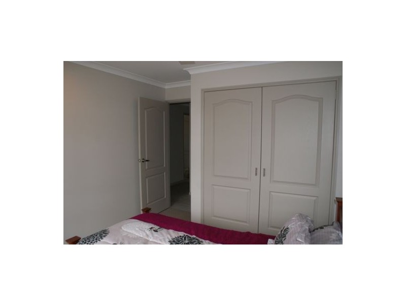 18 Niclintel Place, Oakhurst QLD 4650