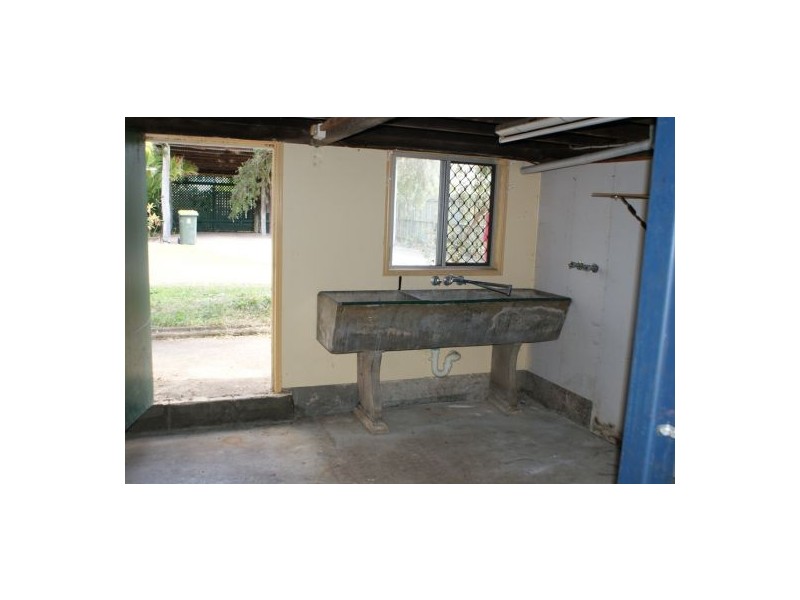 122 Woodstock Street, Maryborough QLD 4650