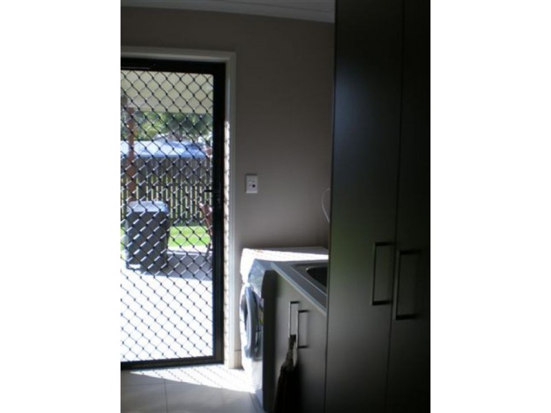 16 Maryborough Street, Granville QLD 4650