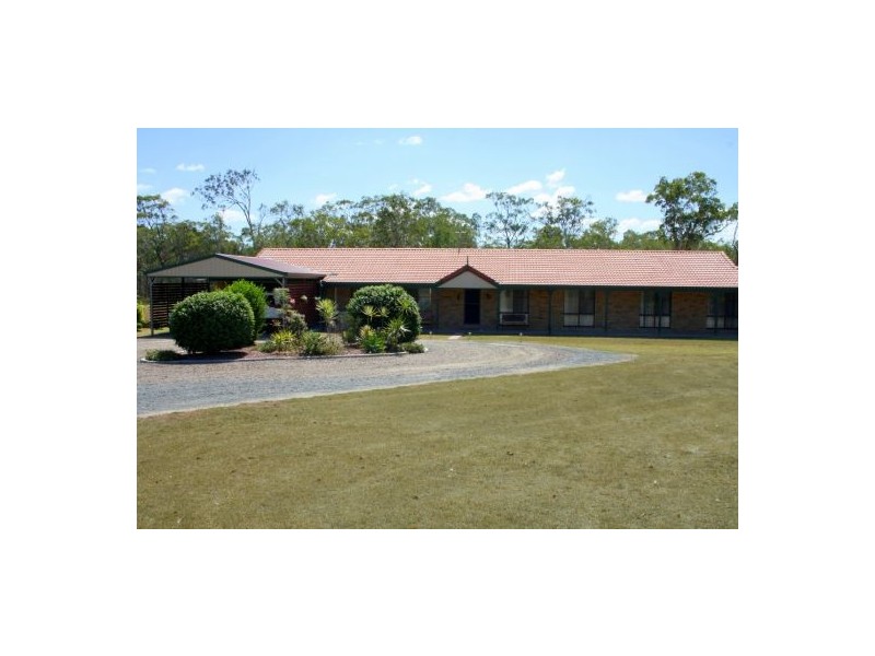 15 Lachlan Drive, Oakhurst QLD 4650