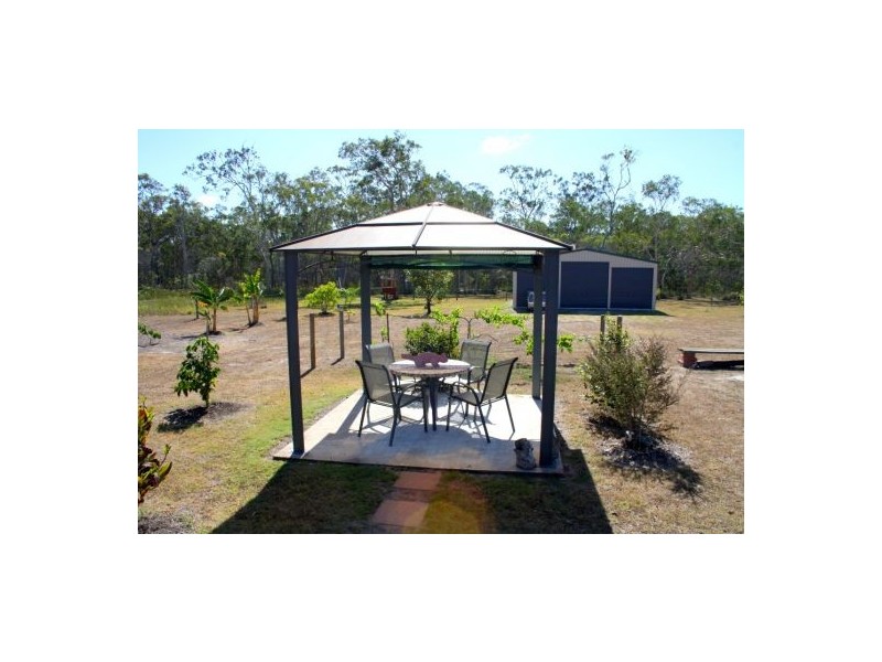 15 Lachlan Drive, Oakhurst QLD 4650