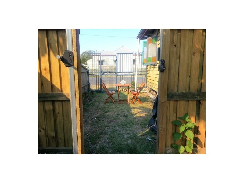 320 Albert Street, Maryborough QLD 4650