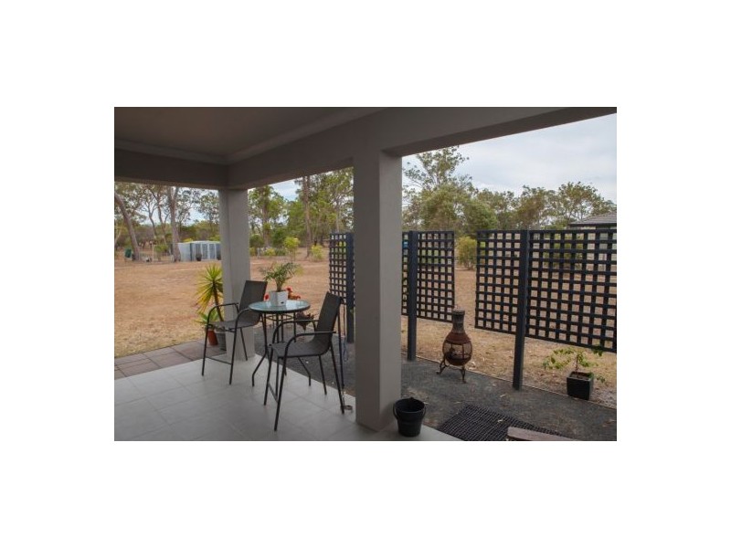 30 Lachlan Drive, Oakhurst QLD 4650
