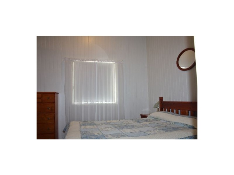 6 Crown Street, Maryborough QLD 4650