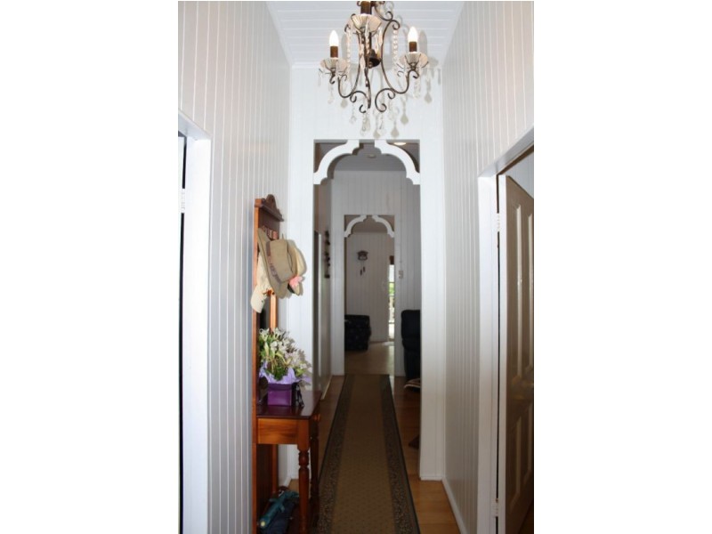 6 Crown Street, Maryborough QLD 4650