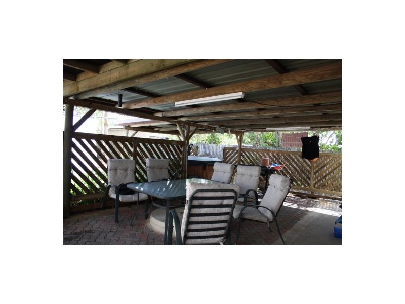18 Iindah Road East, Tinana QLD 4650