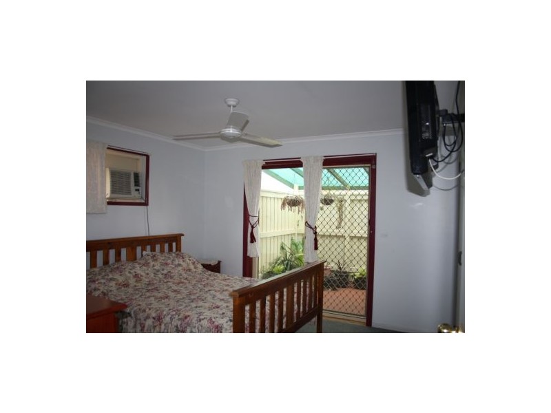 35 Loretto Drive, Oakhurst QLD 4650