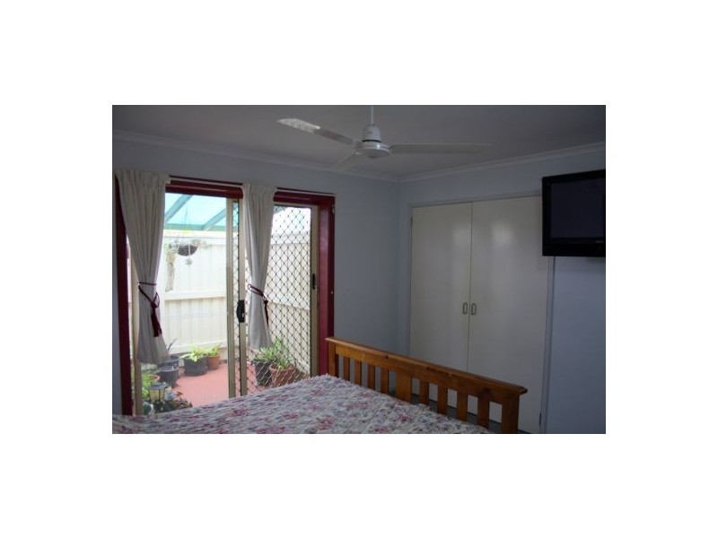 35 Loretto Drive, Oakhurst QLD 4650