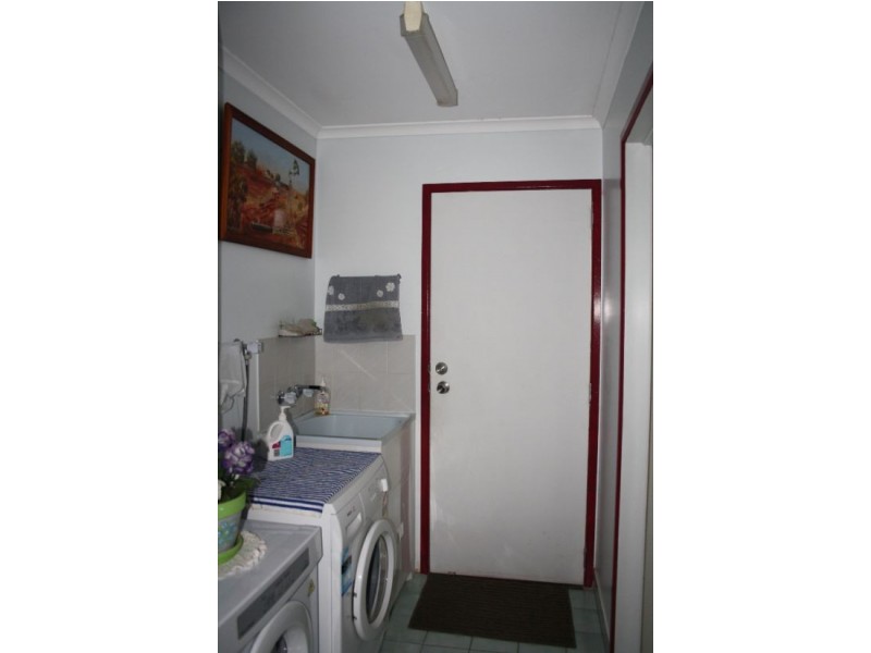 35 Loretto Drive, Oakhurst QLD 4650