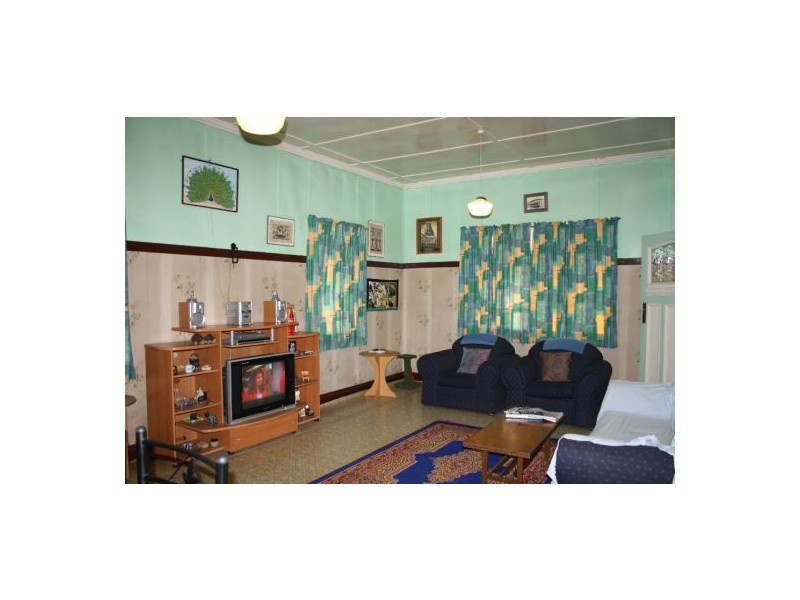 318 Ann Street, Maryborough QLD 4650