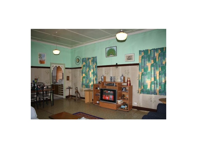 318 Ann Street, Maryborough QLD 4650