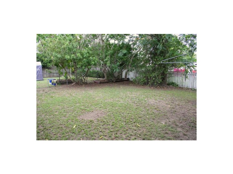 33 March Street, Maryborough QLD 4650