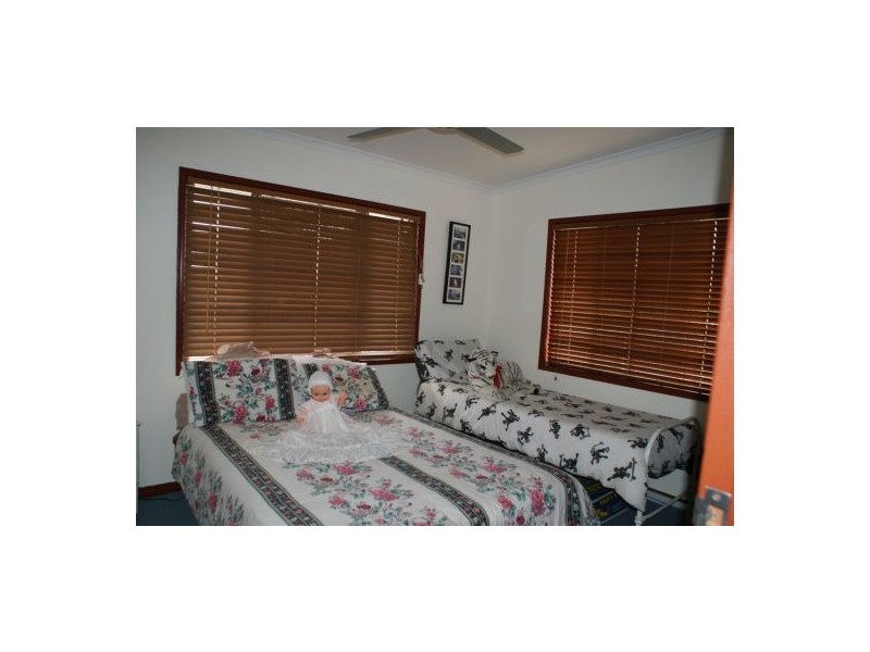 24 Annie Street, Howard QLD 4659