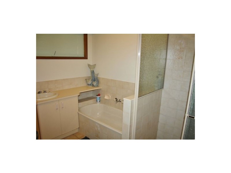 116 Walkers Point Road, Granville QLD 4650