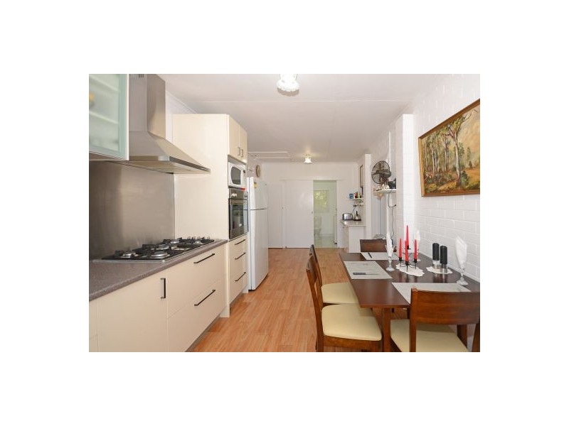 2 Aberdeen Avenue, Maryborough QLD 4650