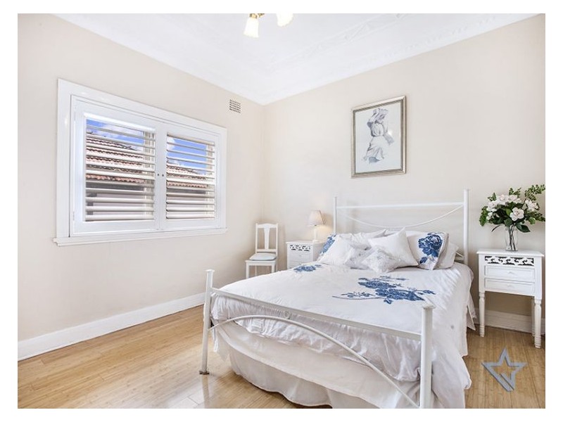 1 Allan Av, Ryde NSW 2112