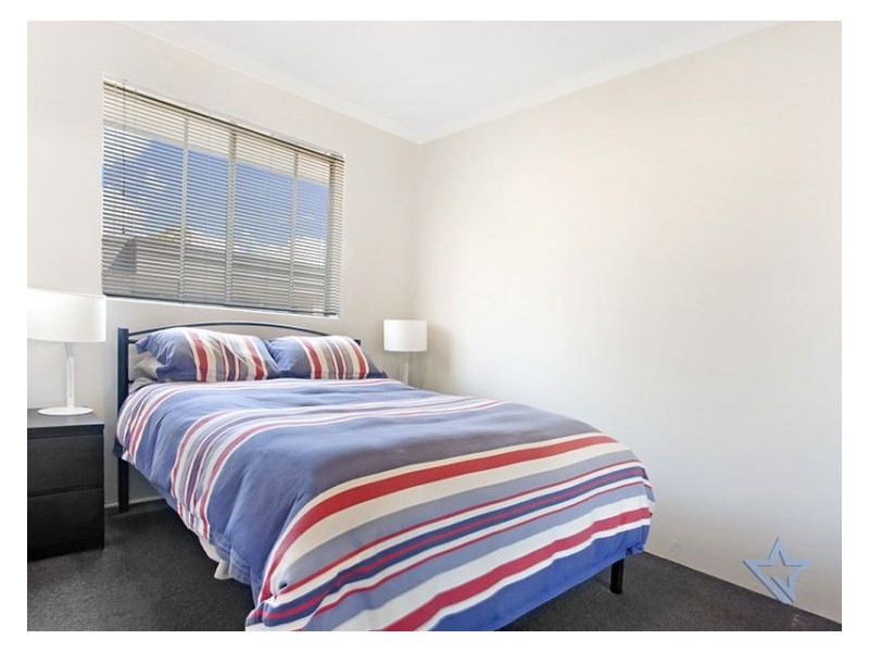 14/28 Meadow Cr, Meadowbank NSW 2114