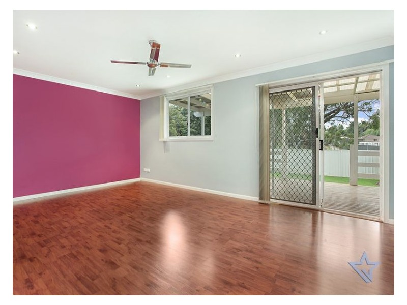 4 Mantalini St, Ambarvale NSW 2560