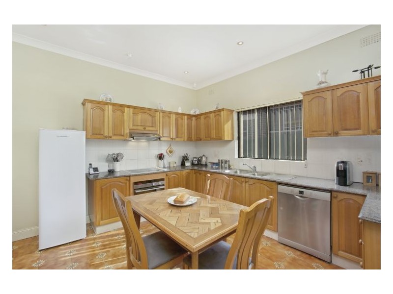 15 Squire St, Ryde NSW 2112