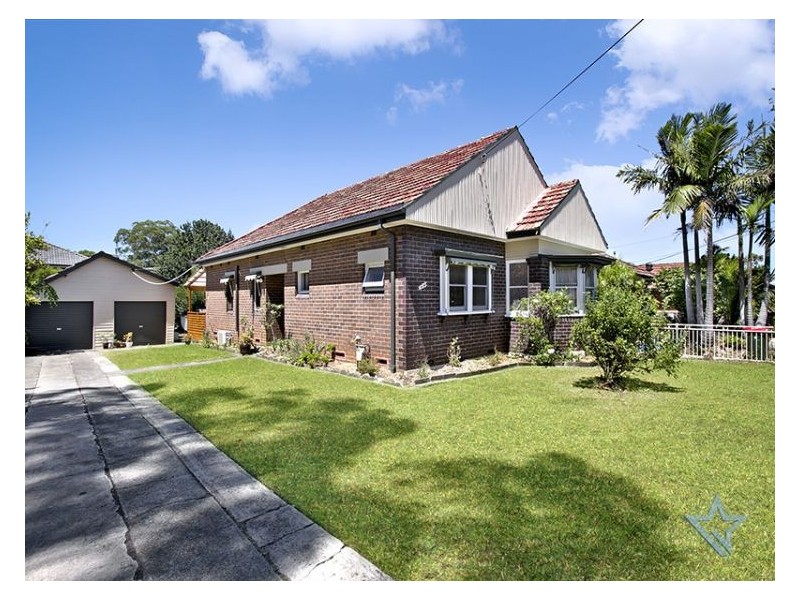 423 Blaxland Rd, Denistone East NSW 2112