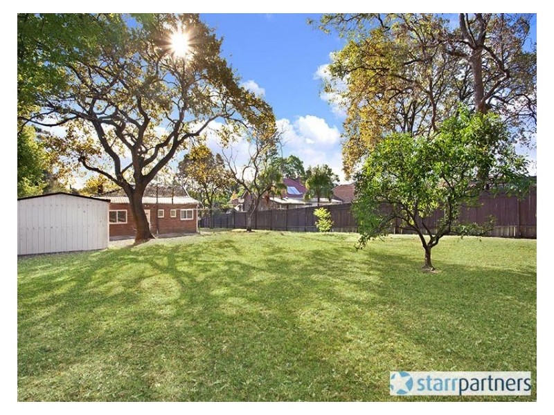 6 Forsyth St, West Ryde NSW 2114